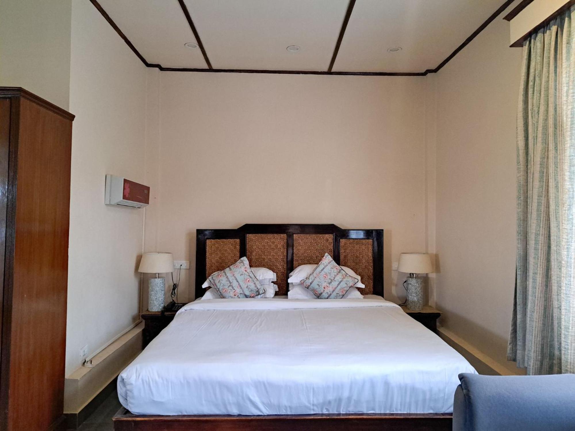 The Heritage Club - Tripura Castle Hotel And Spa Σιλόνγκ Εξωτερικό φωτογραφία