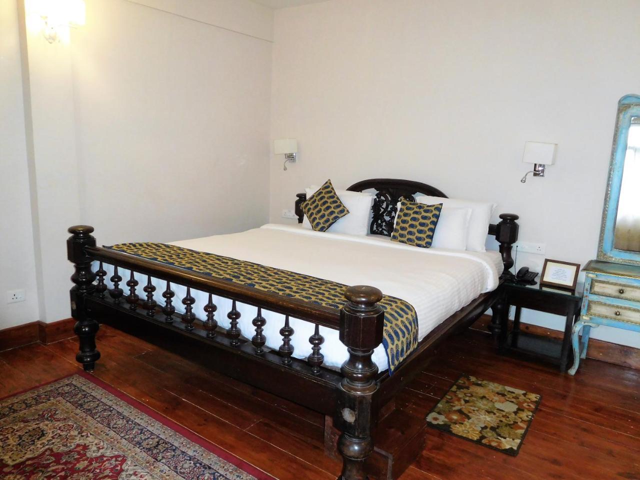 The Heritage Club - Tripura Castle Hotel And Spa Σιλόνγκ Εξωτερικό φωτογραφία